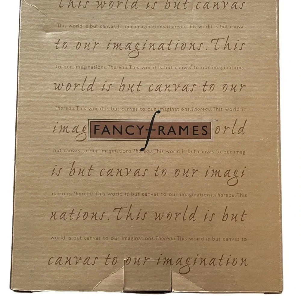 United Designs Fancy Frames - Fusion / Textured Wood Bark Surface